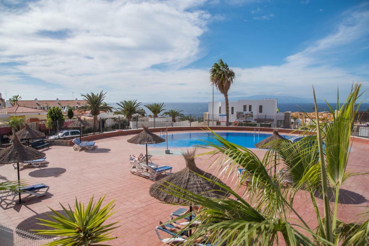 Апартаменты C104a Brand New, Big Terrace, Pool!